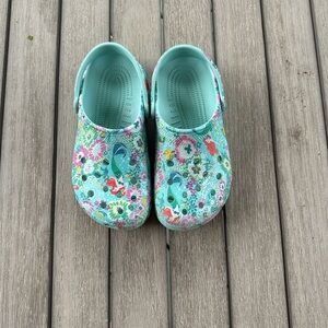 Girls Disney Little Mermaid  Crocs Classic clogs